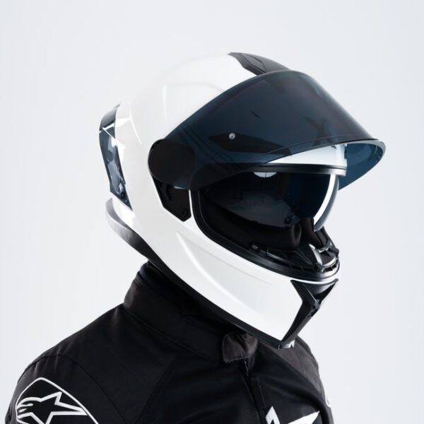 X Helmet R1SV - Shiny White (Free Black Visor) - Image 3